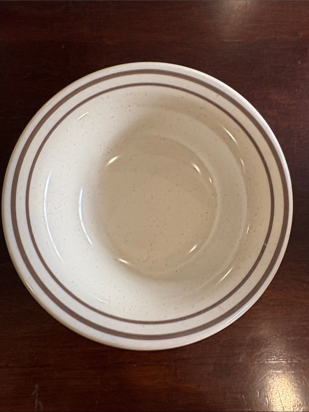 4 Vintage restaurant melamine bowls.